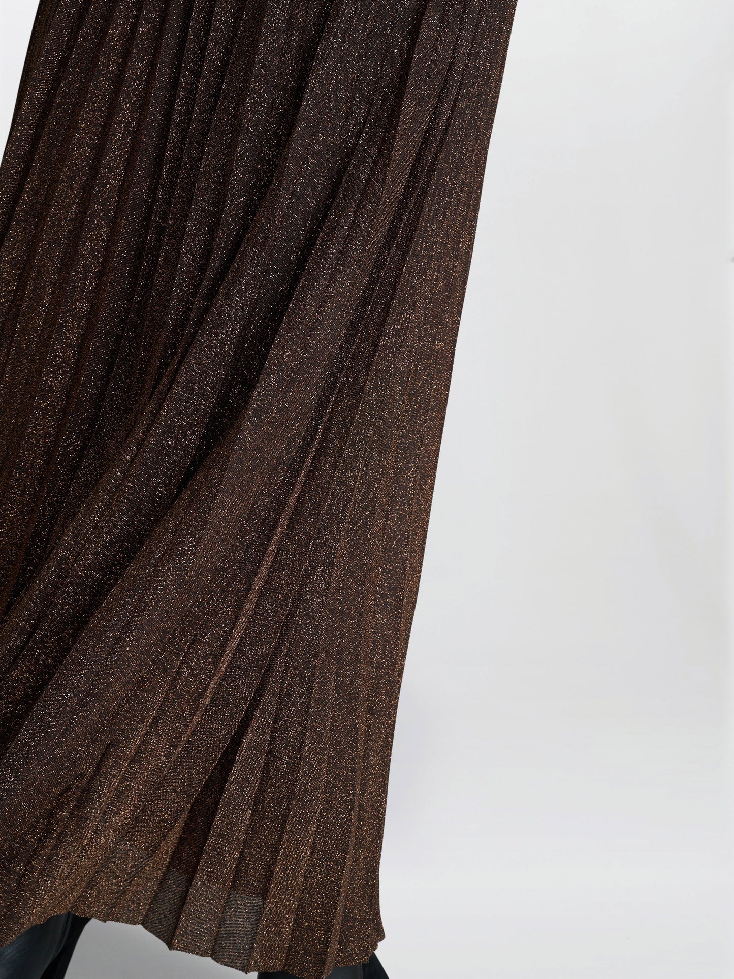  Ismay Metallic Skirt