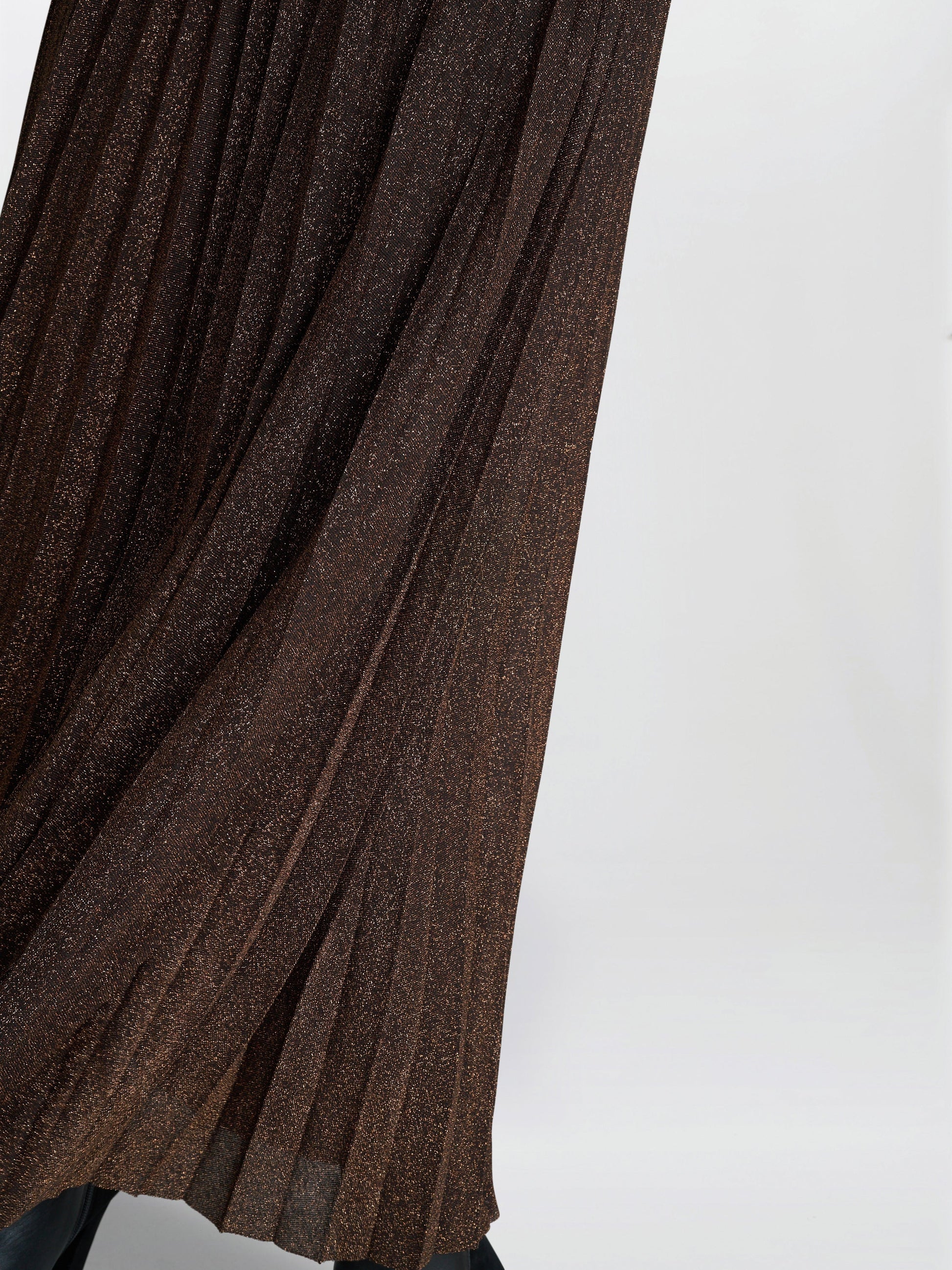 Ismay Metallic Skirt