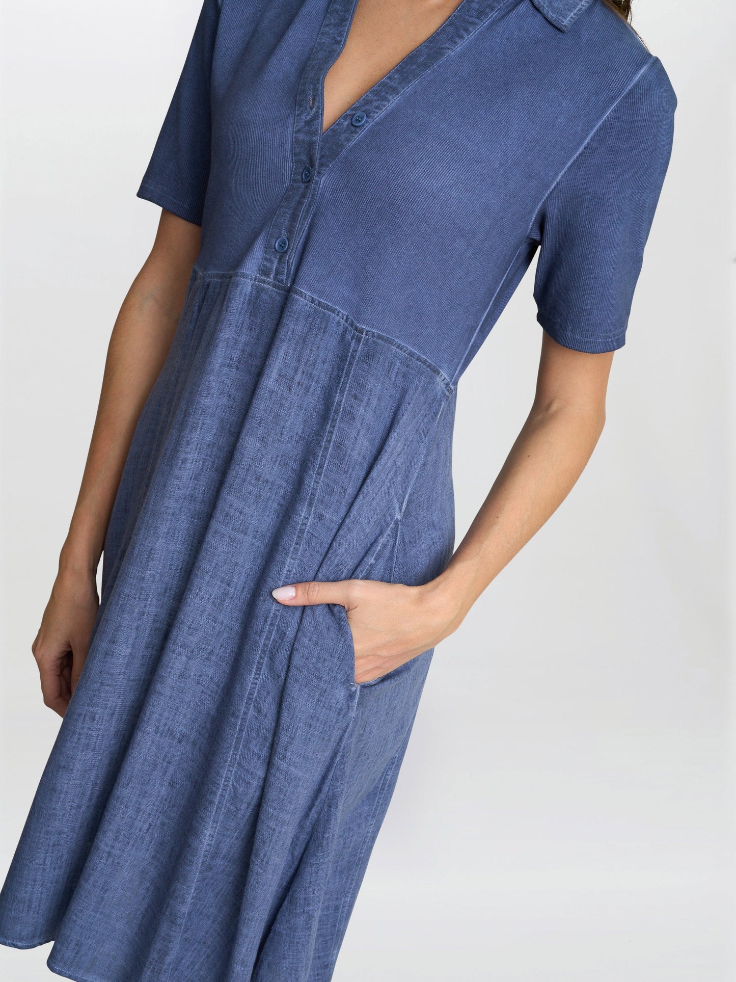  Aaliyah Chambray Demin And Jersey Dress