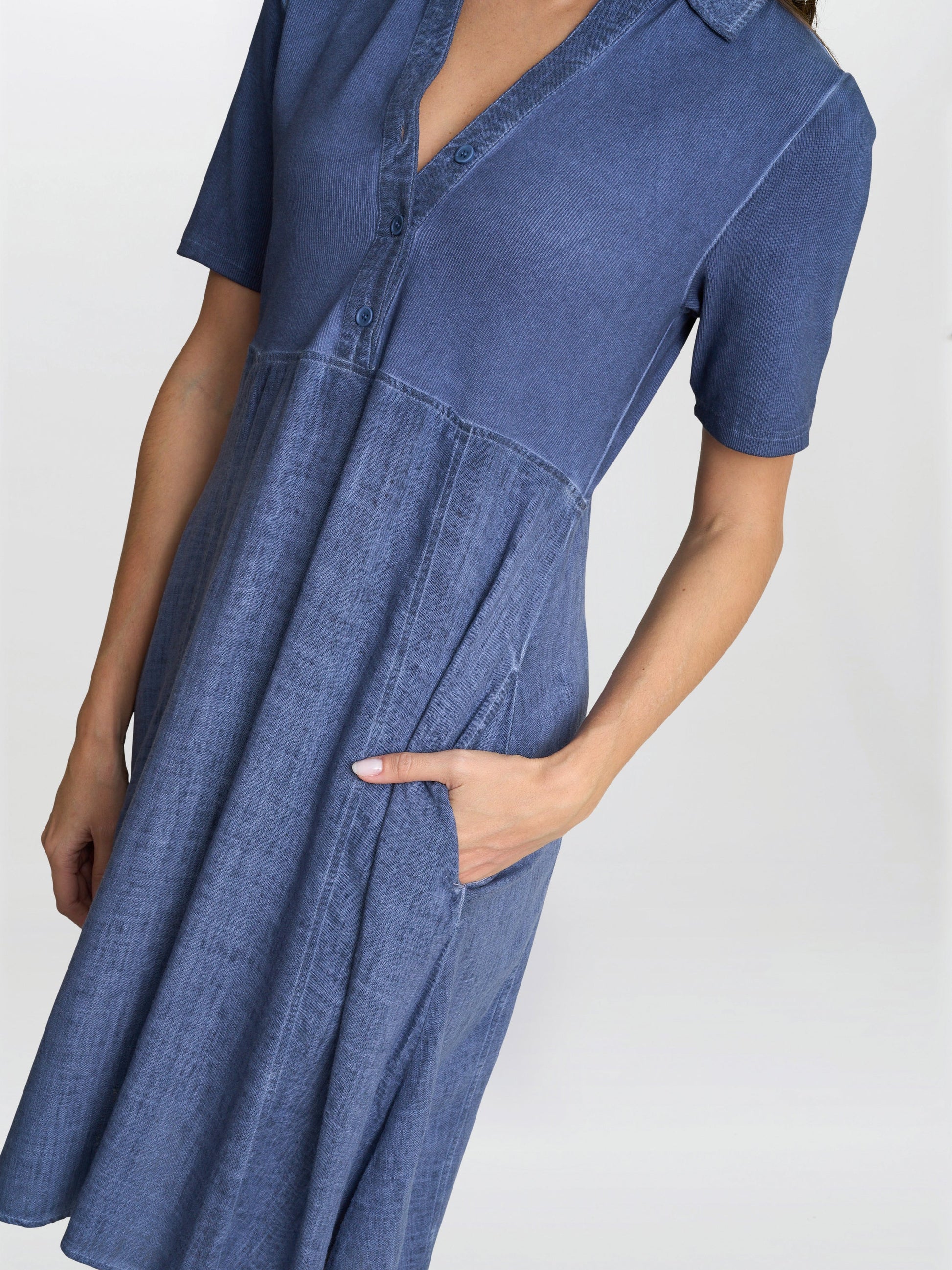  Aaliyah Chambray Demin And Jersey Dress