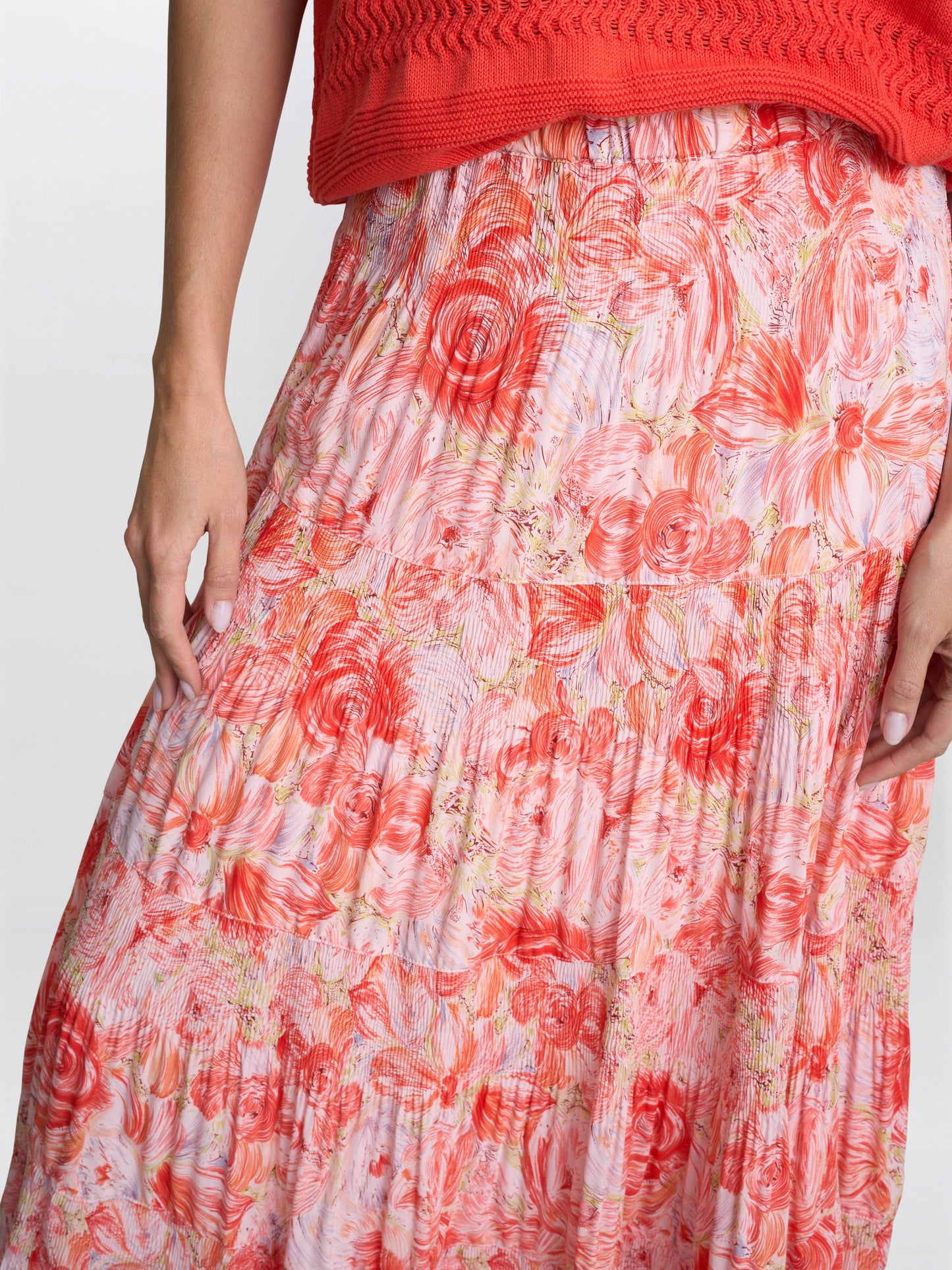  Isabelle Floral Print Pleated Skirt