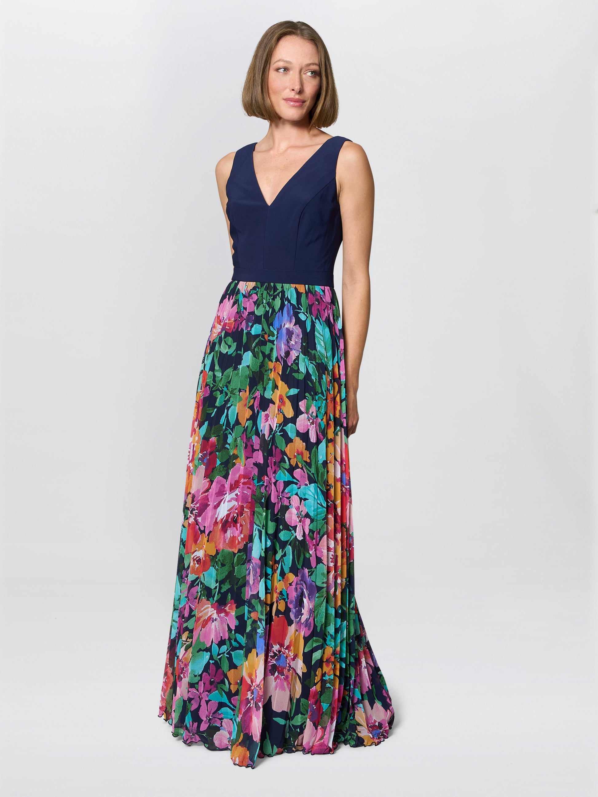  Mariella Maxi Dress With Printed Pleated Skirt