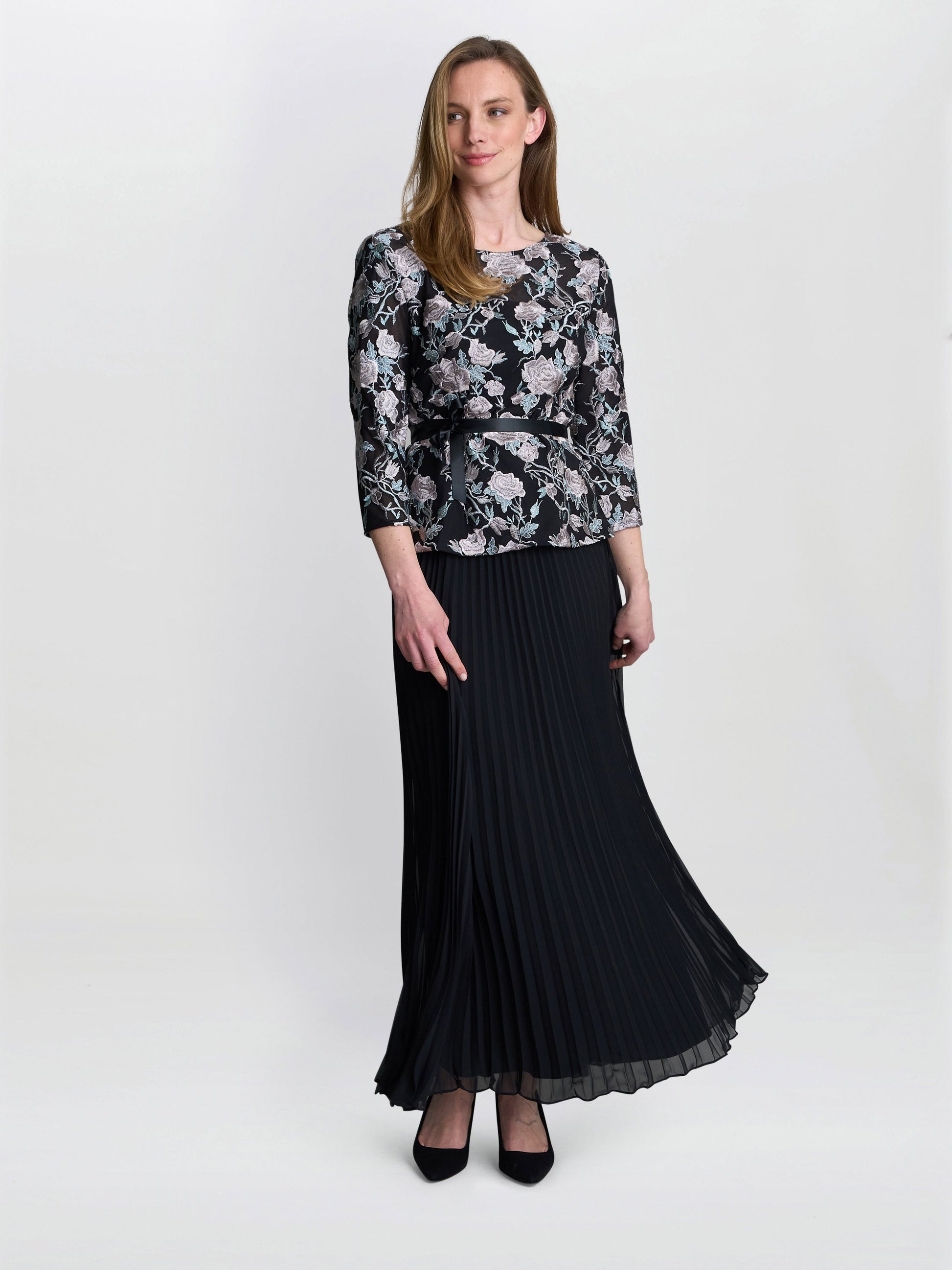  Annie Long Pleated Skirt