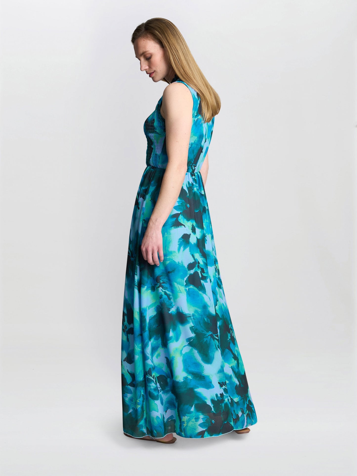  Roxanna Sleeveless Shired Top Dress