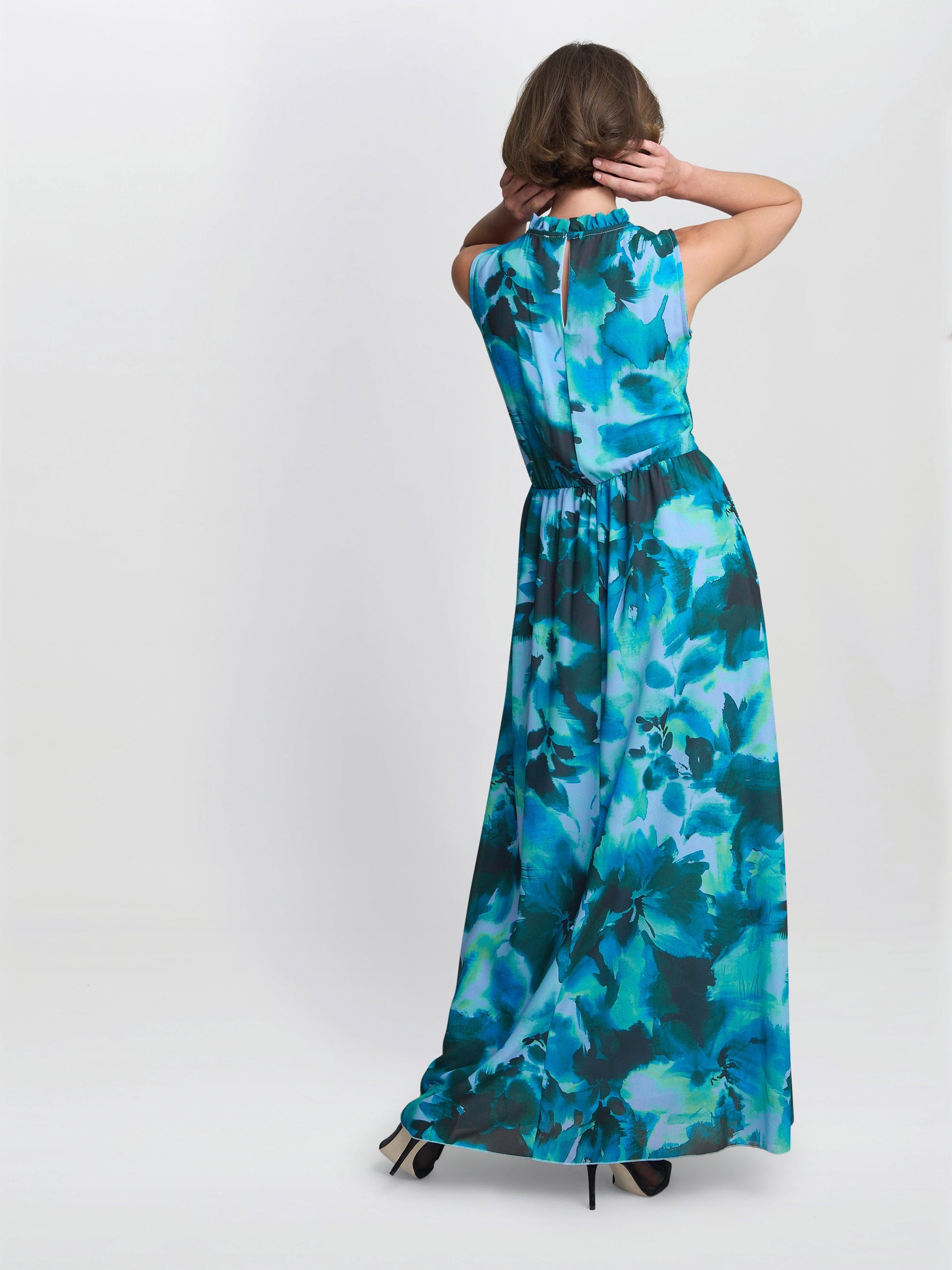  Roxanna Sleeveless Shired Top Dress