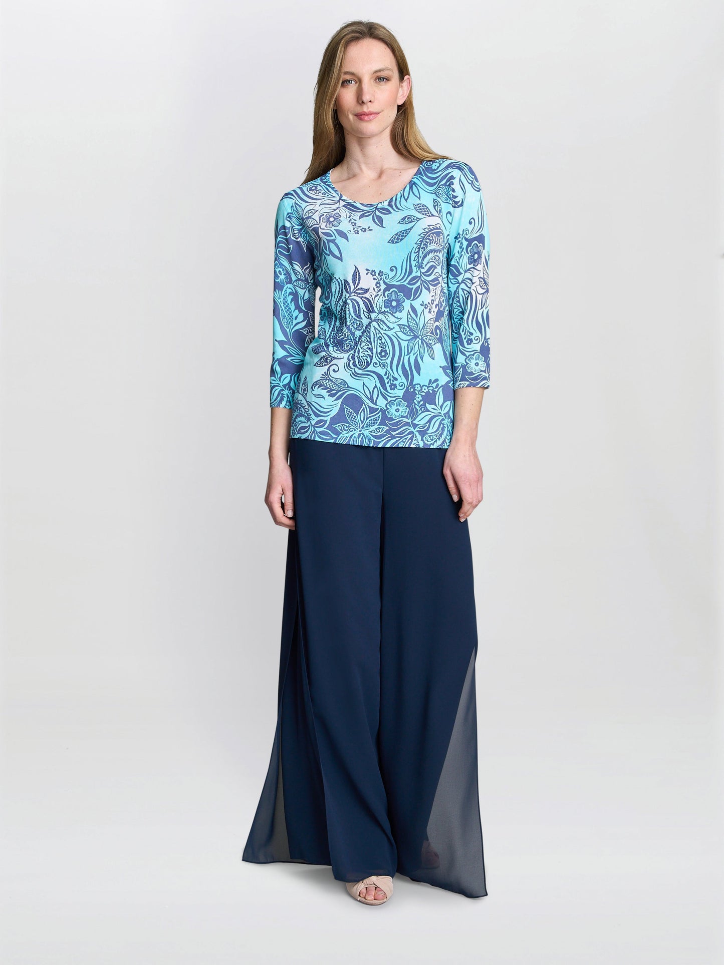  Vivien Lightweight Sweater With Diamante Detail