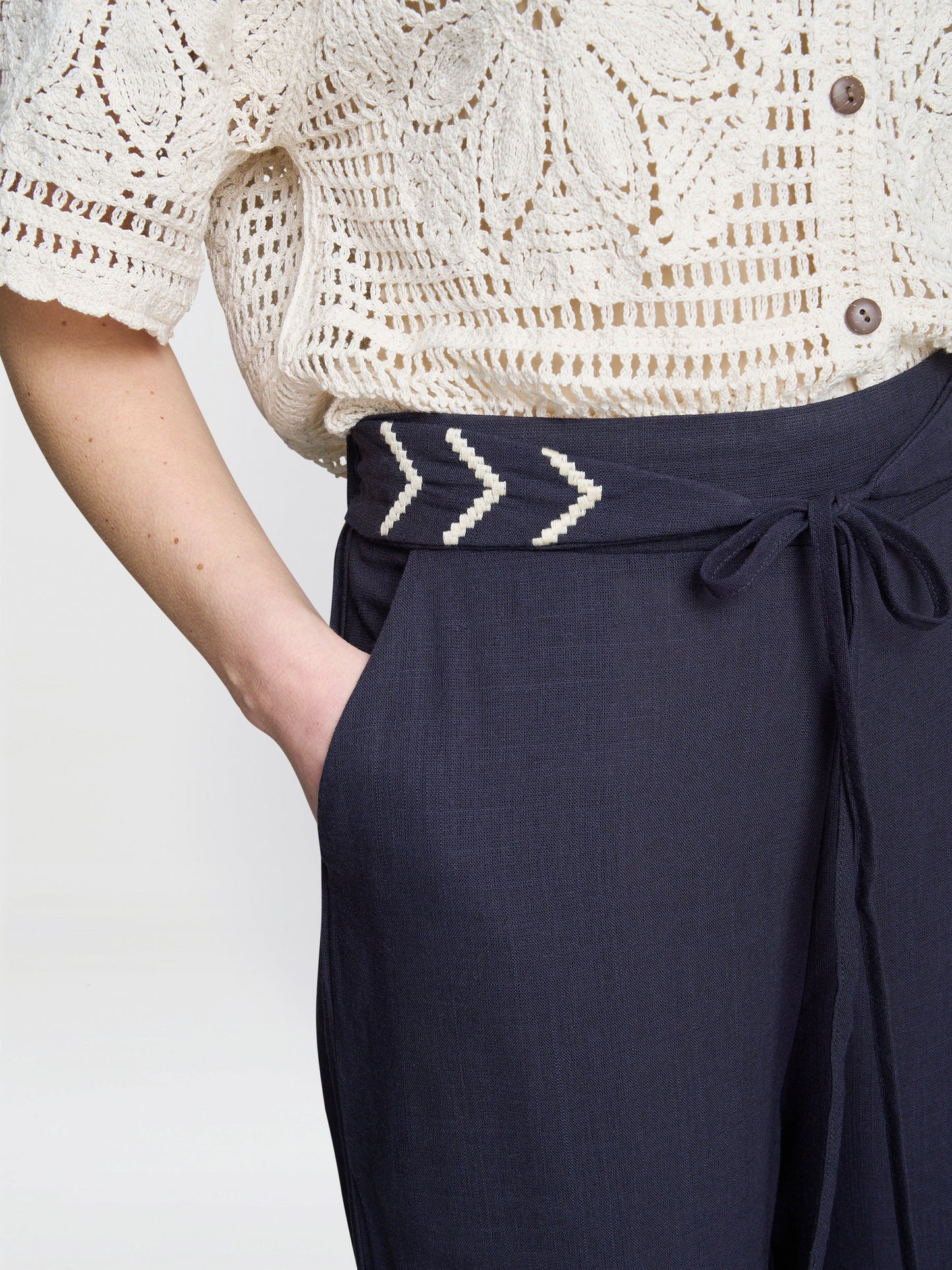 Blithe Chevron Detail Linen Trouser