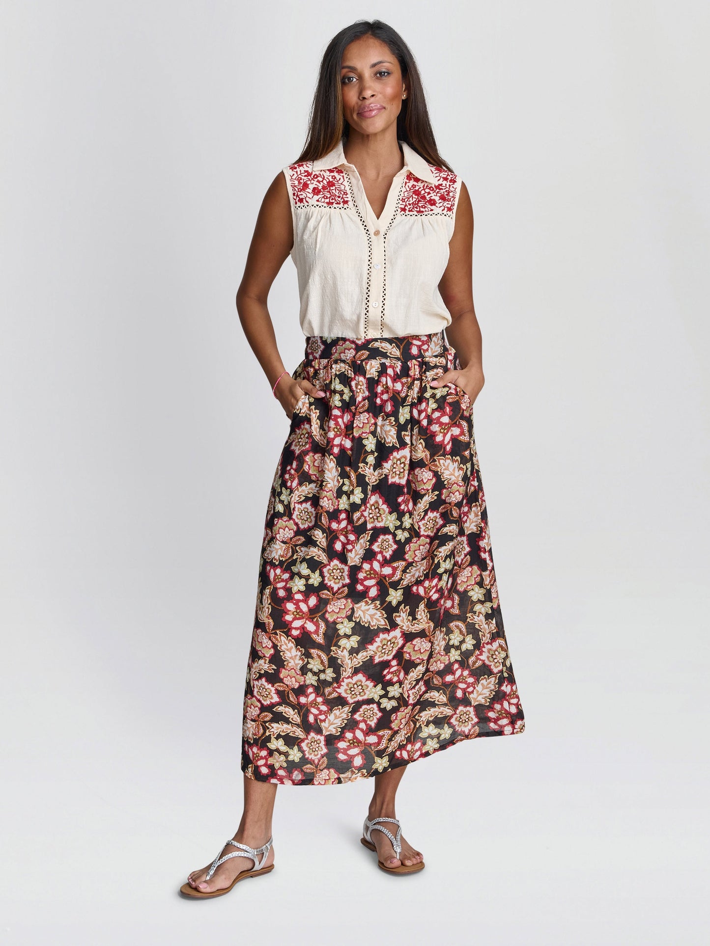  Emi Floral Elastic Waist Skirt
