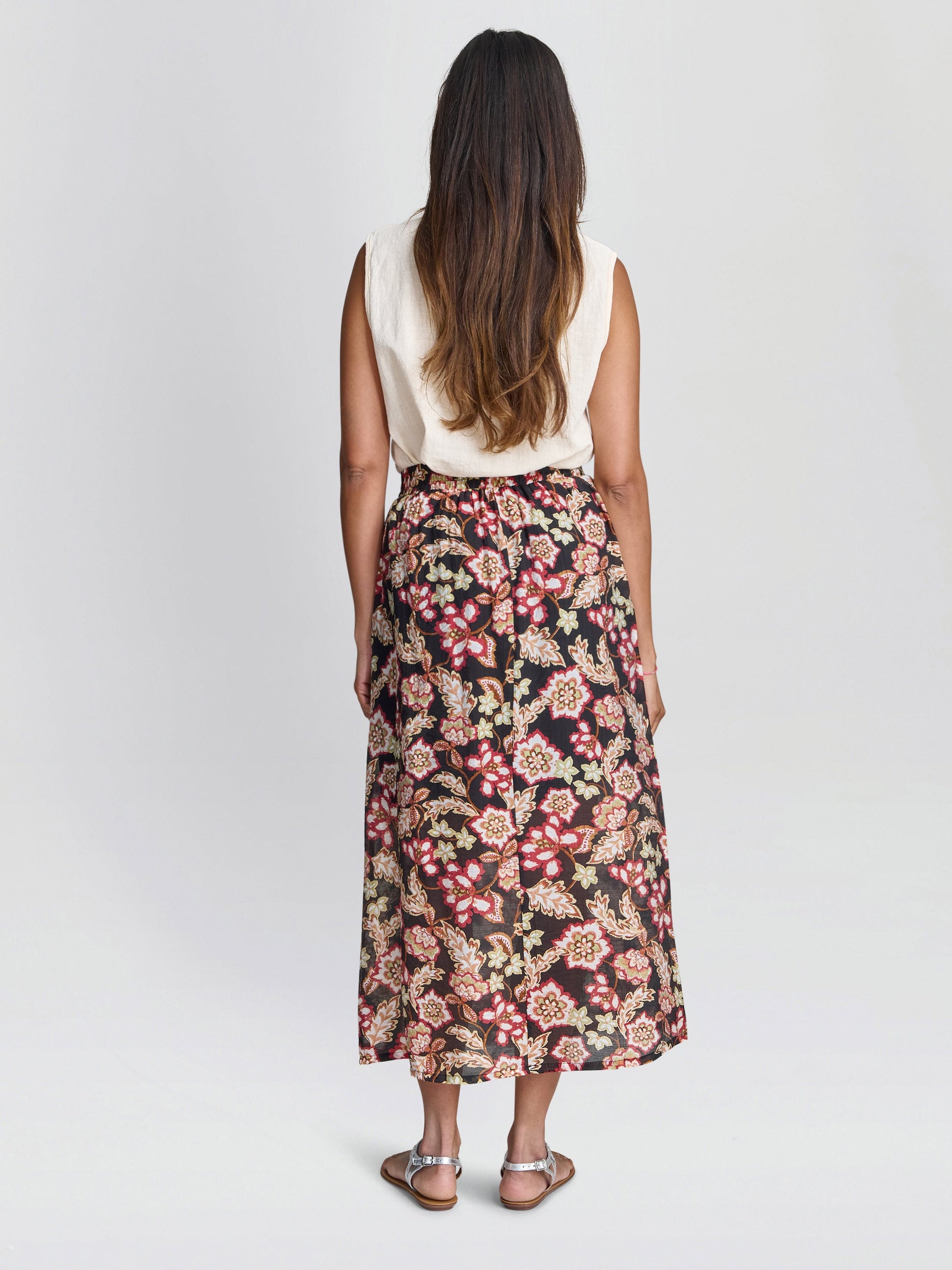  Emi Floral Elastic Waist Skirt