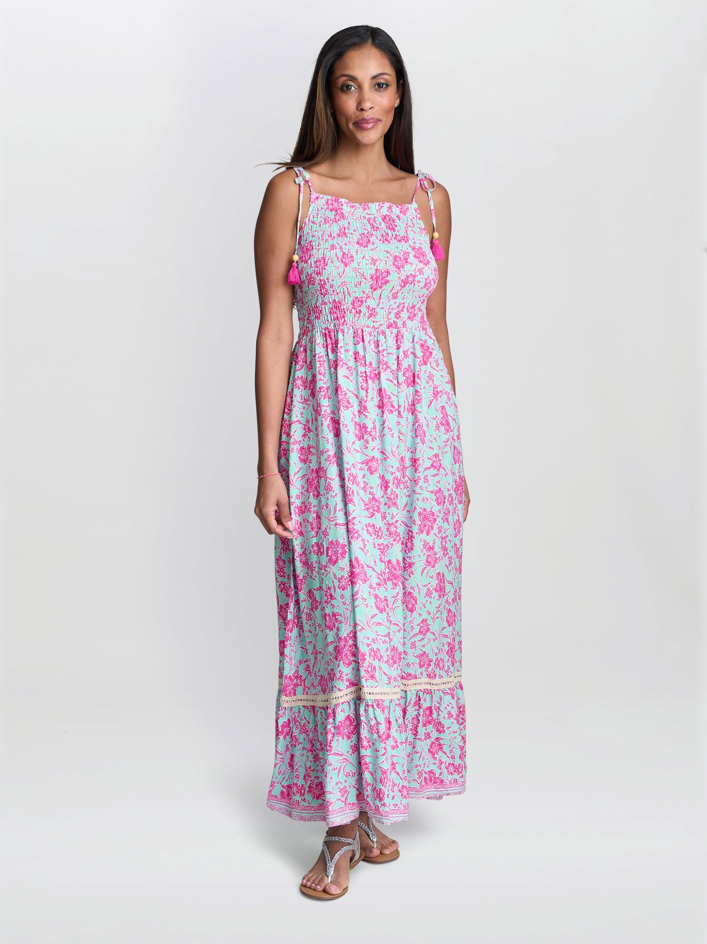  Everleigh Shired Bodice Dress