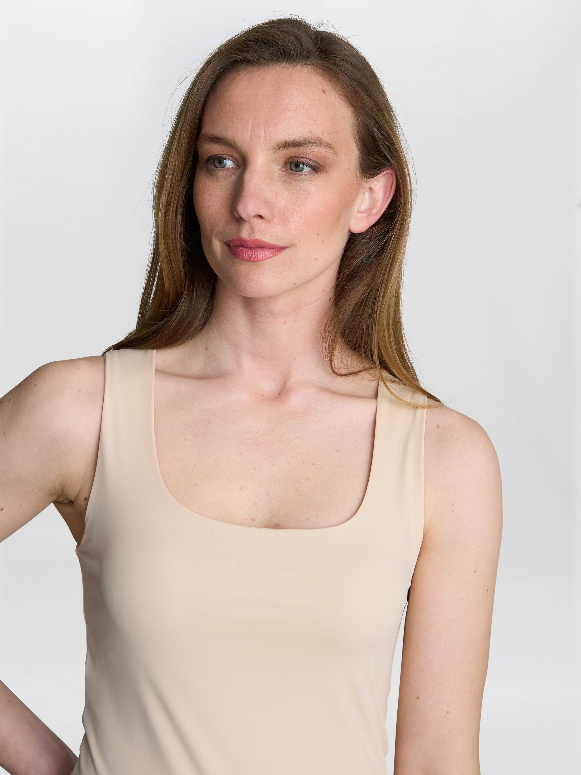  Bettina Vest With Bra Shelf