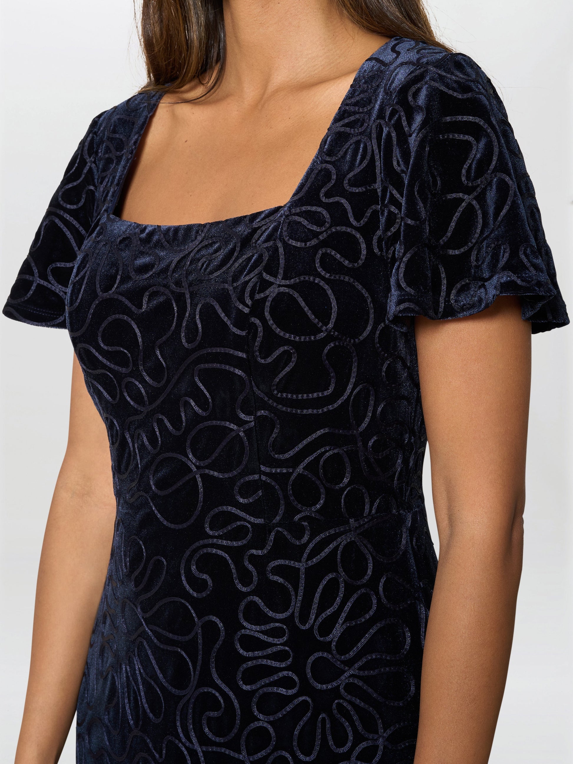 Ray Velvet Midi Dress
