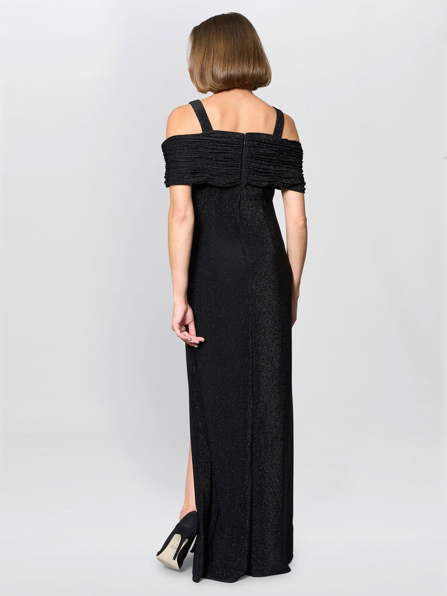  Rochelle Off-Shoulder Maxi Dress