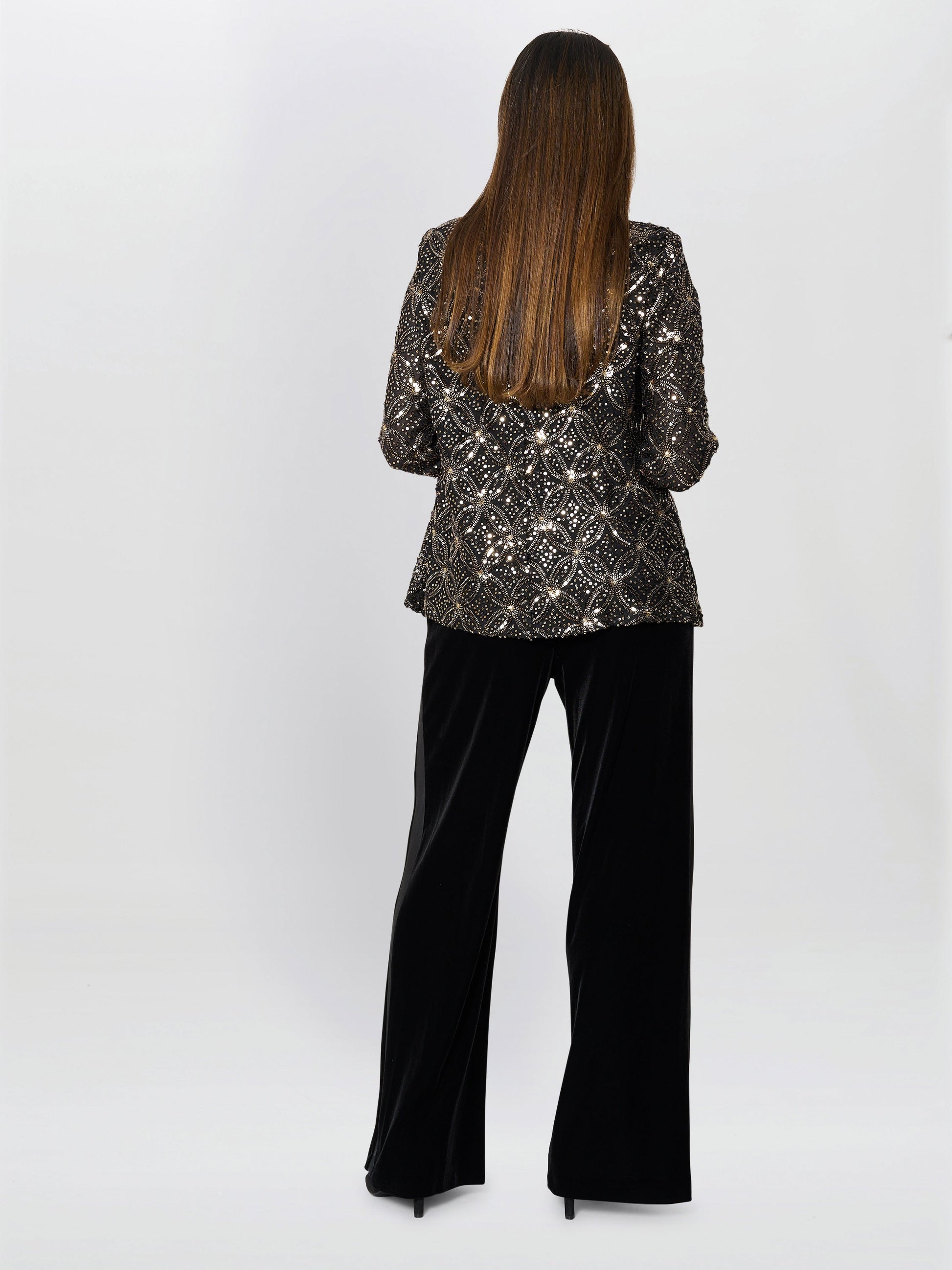  Tarin Embellished Top