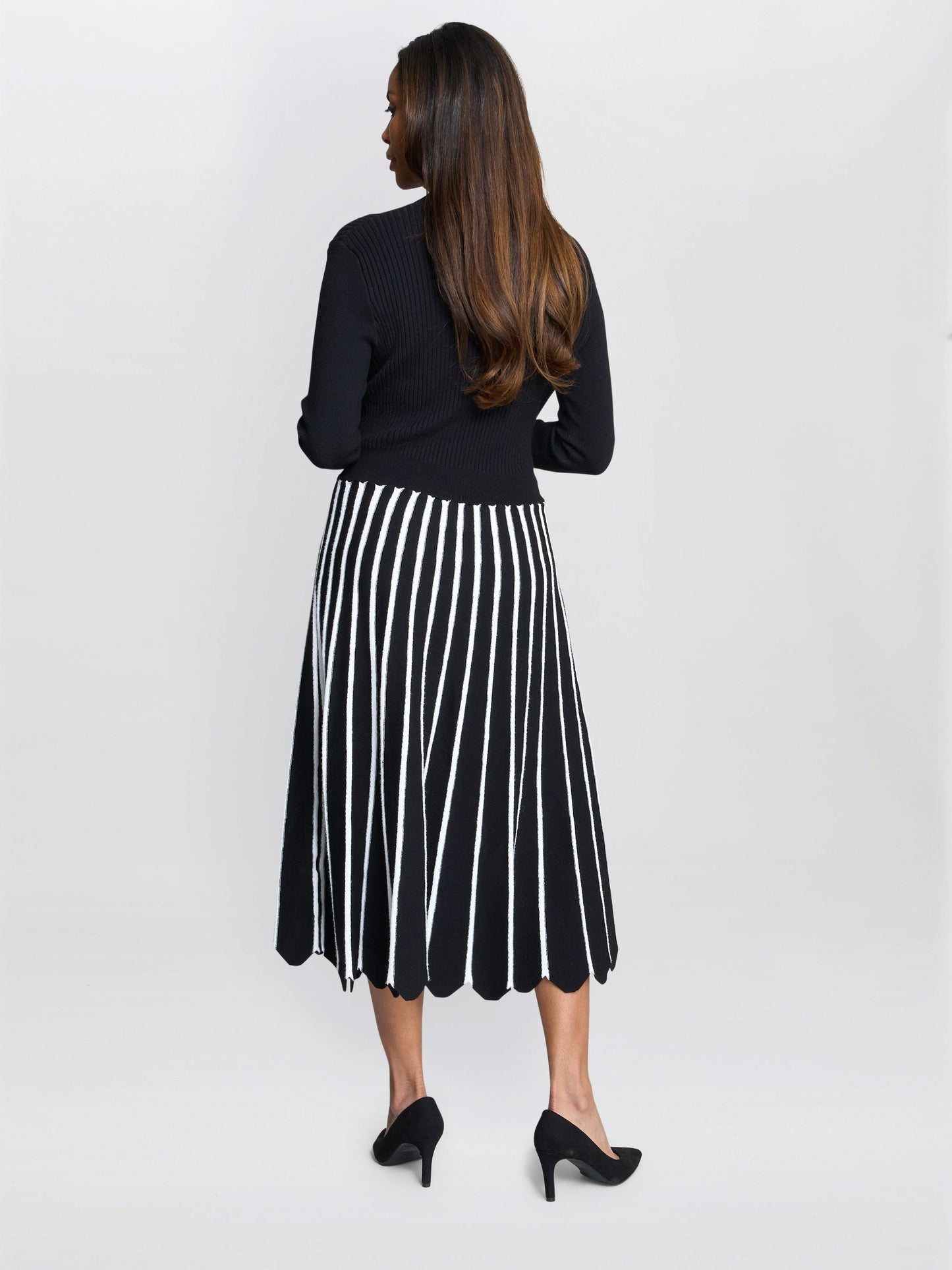  Wanita Knit Dress