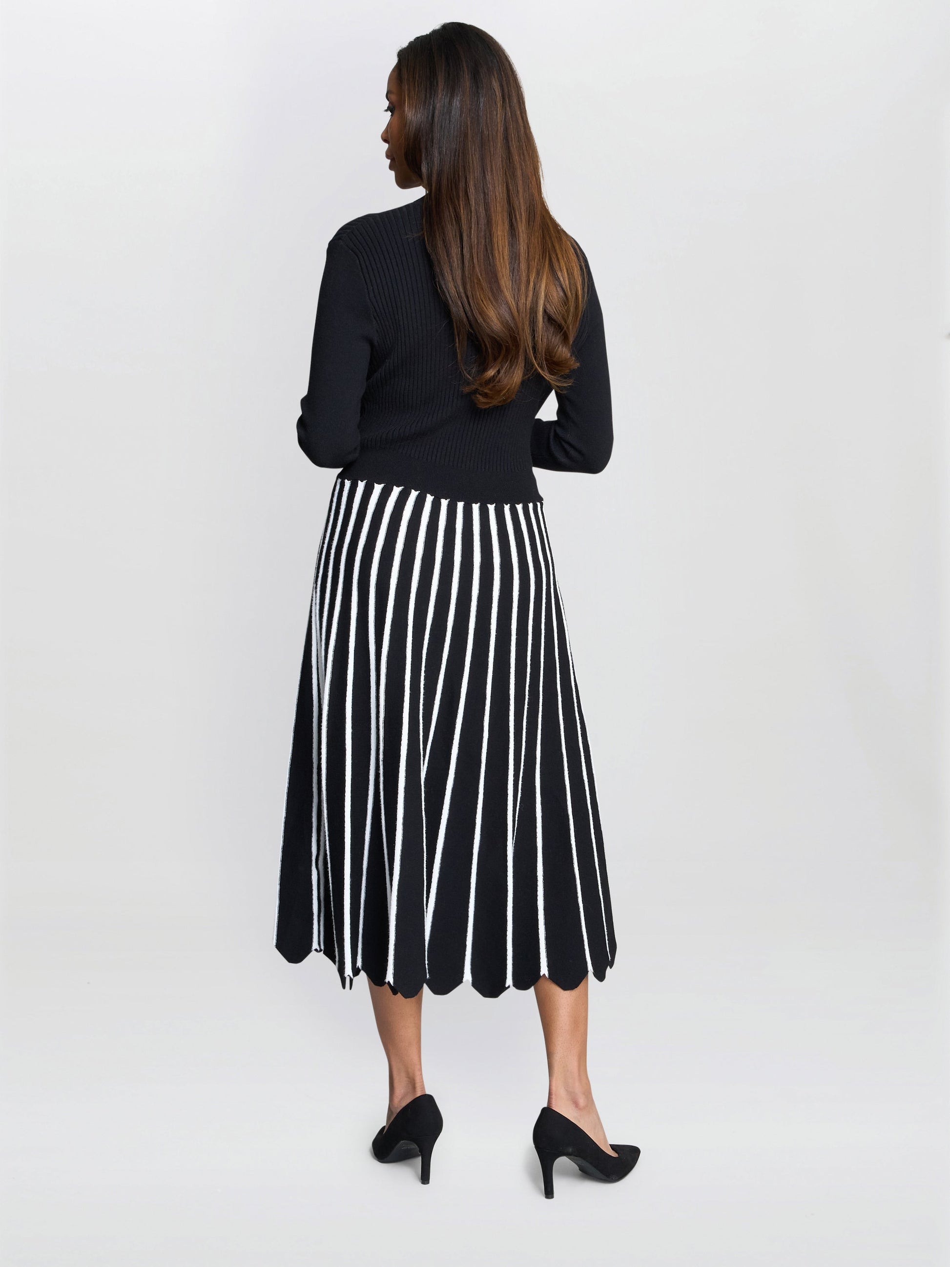  Wanita Knit Dress