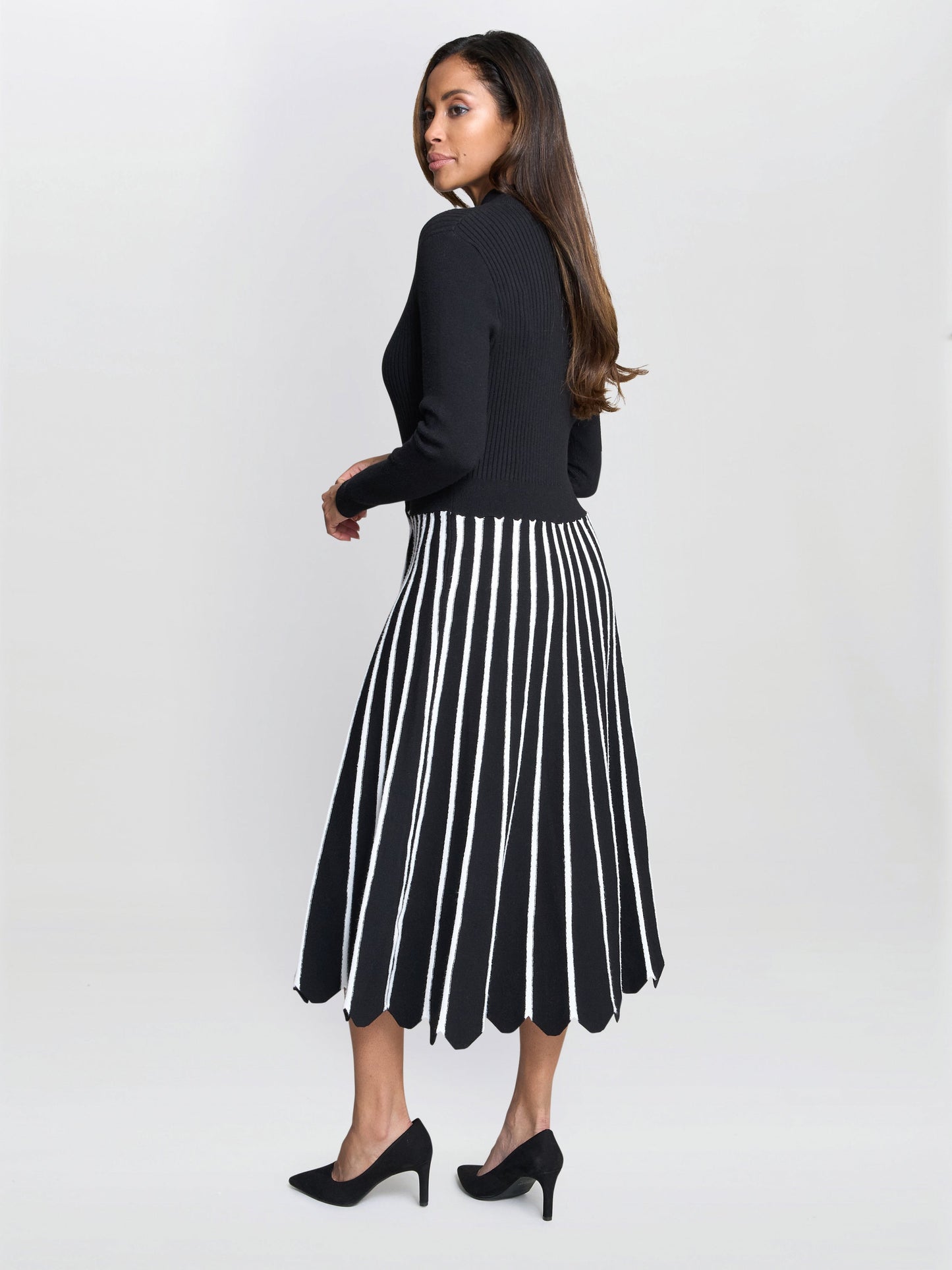  Wanita Knit Dress