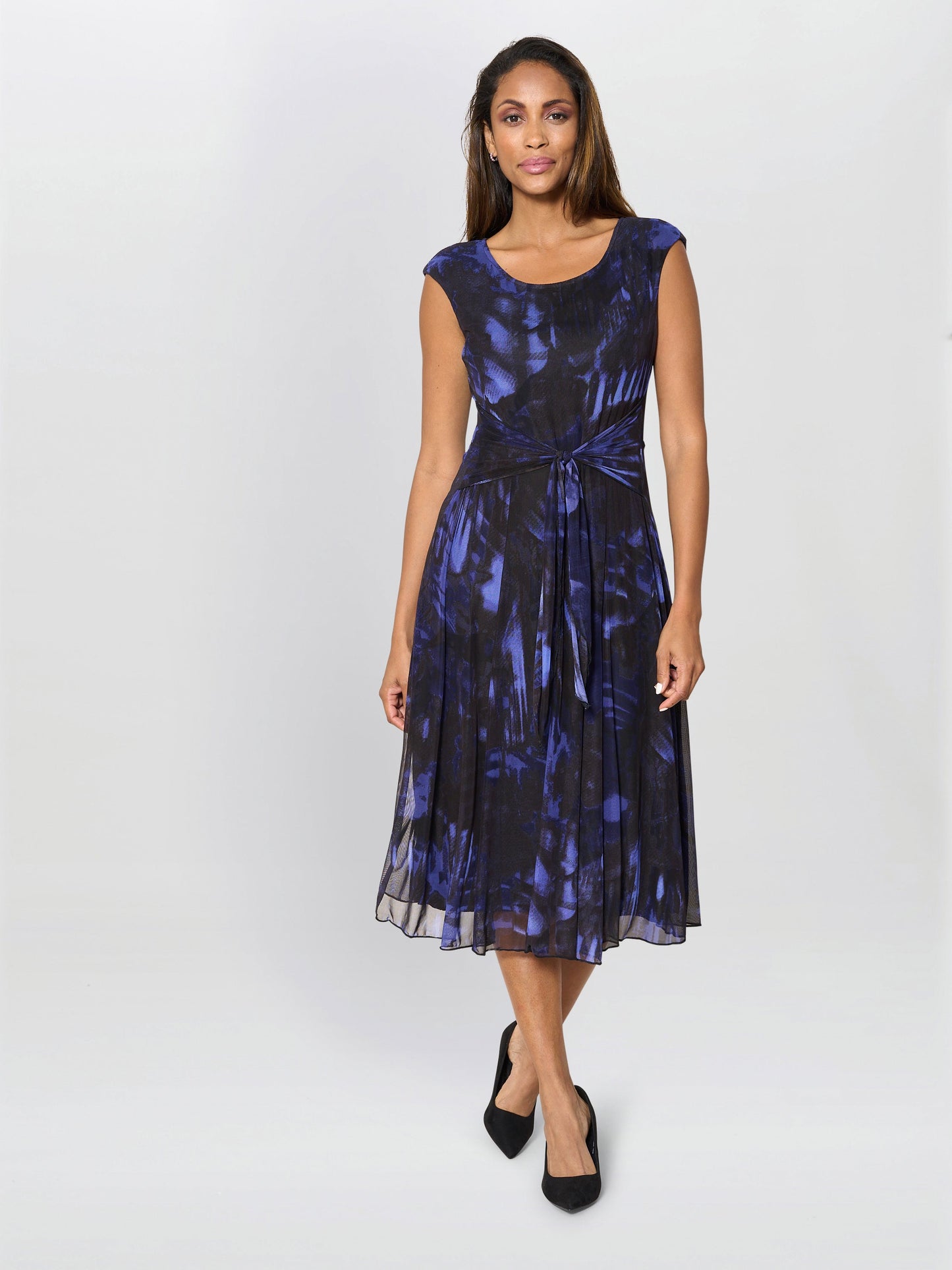  Winnie Pleated Midi Dress