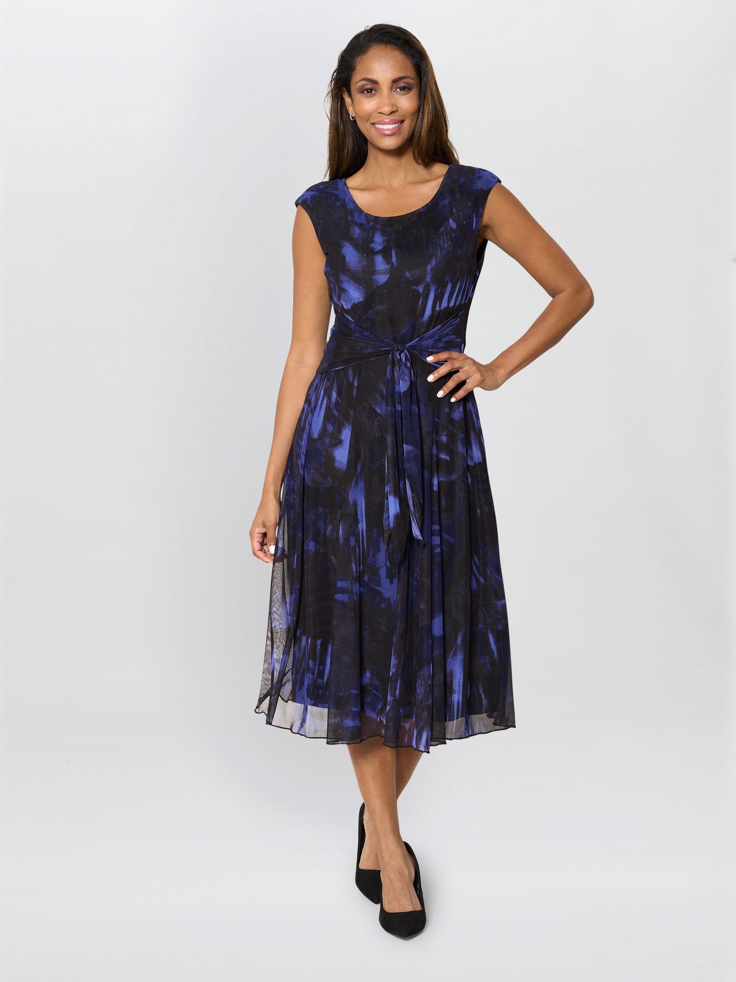  Winnie Pleated Midi Dress