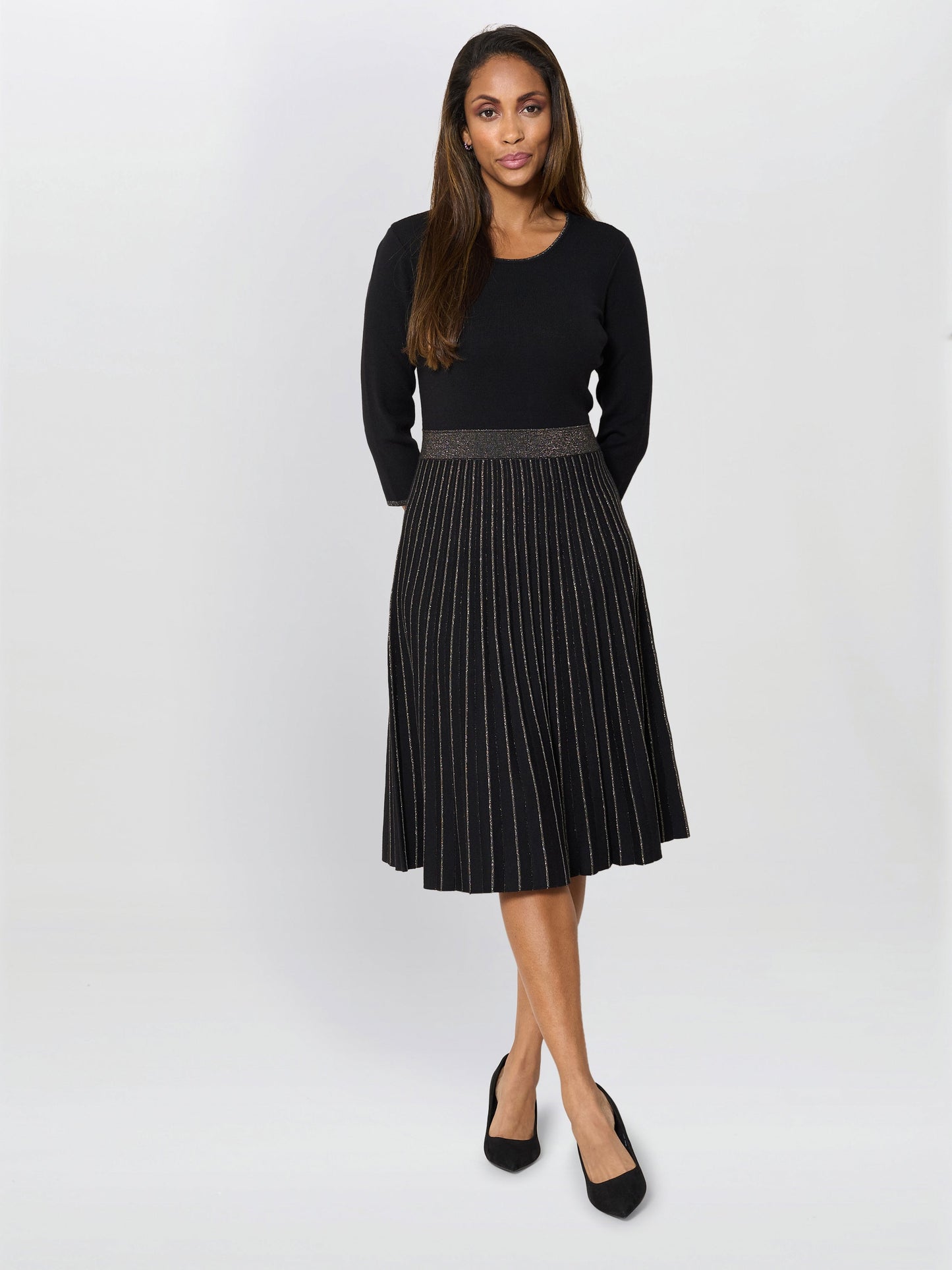 Apple Pleated Midi Dress