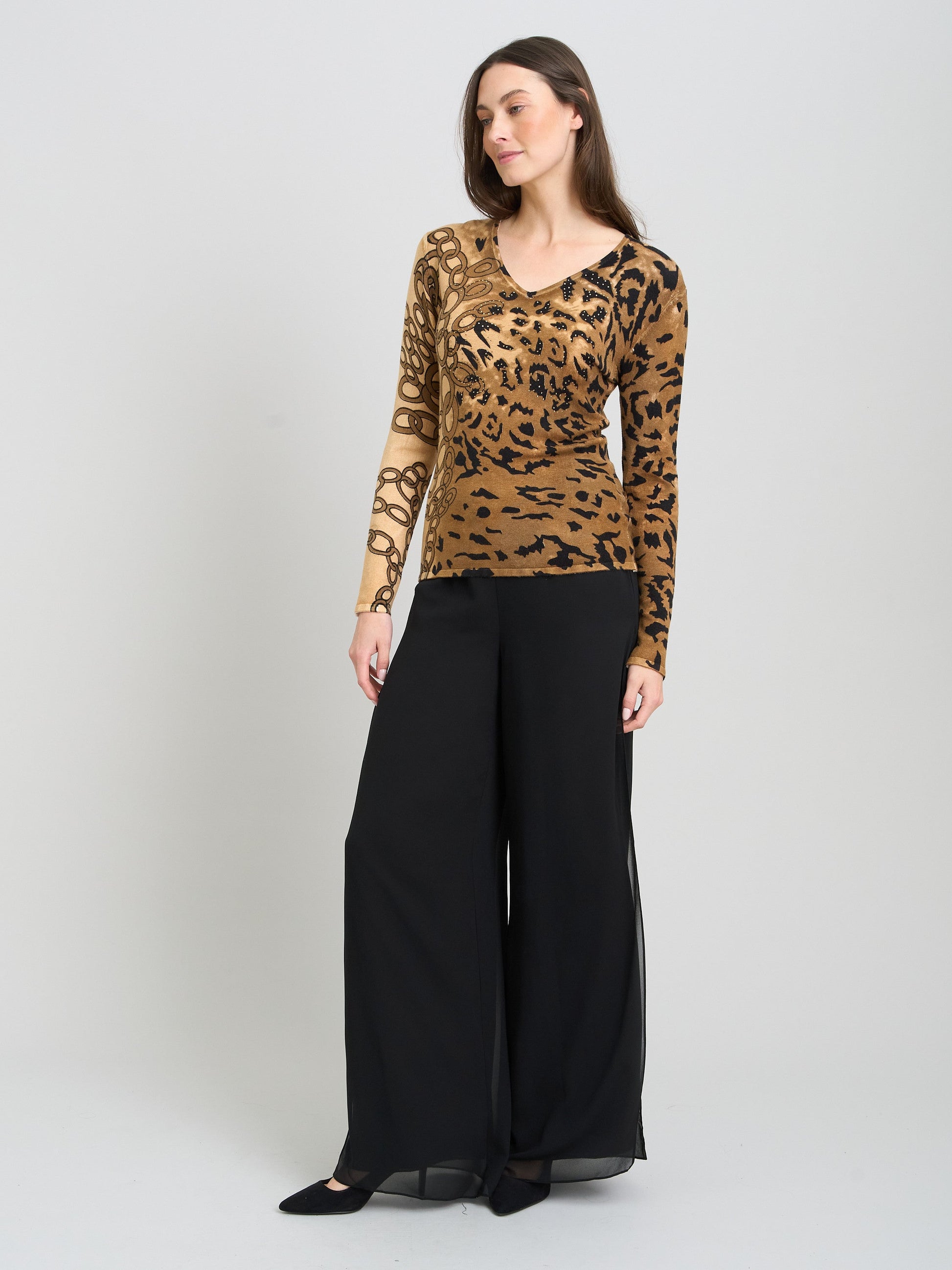 Korra Leopard Print Jumper With Diamante