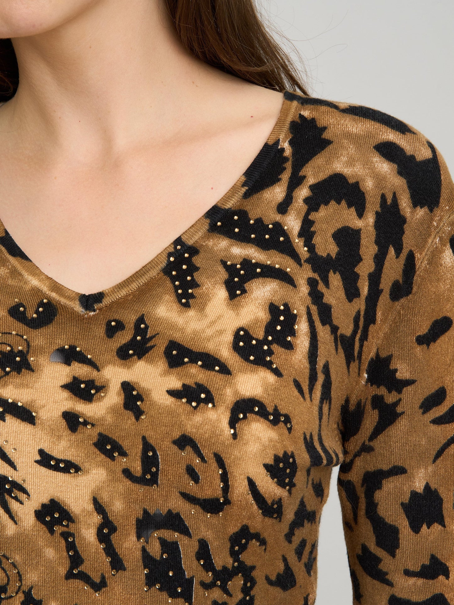  Korra Leopard Print Jumper With Diamante
