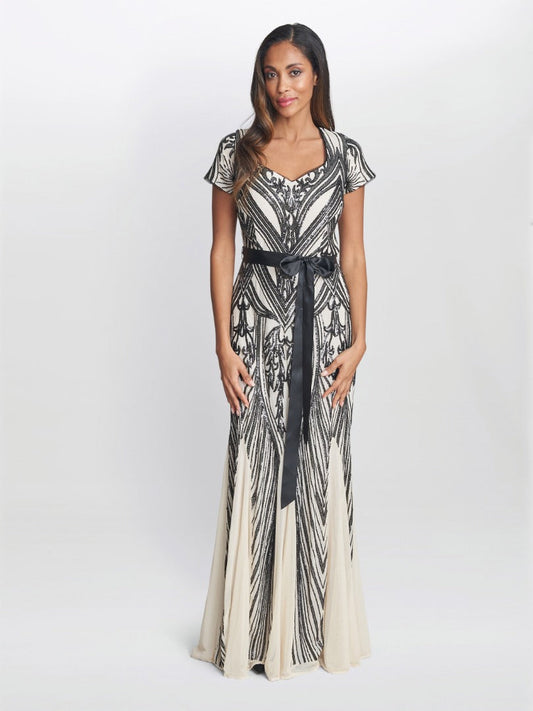  Amelia Sweetheart Neck Embroidered Maxi Dress