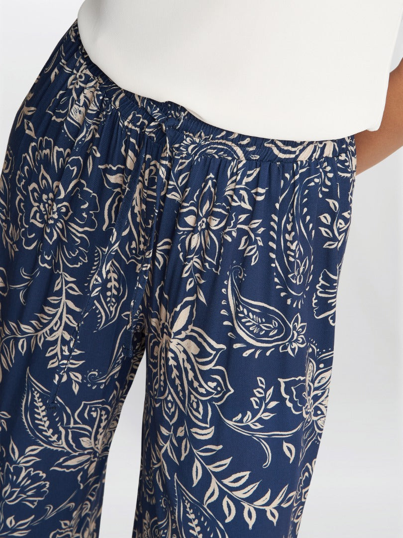  Aruna Wide Leg Pull On Trouser