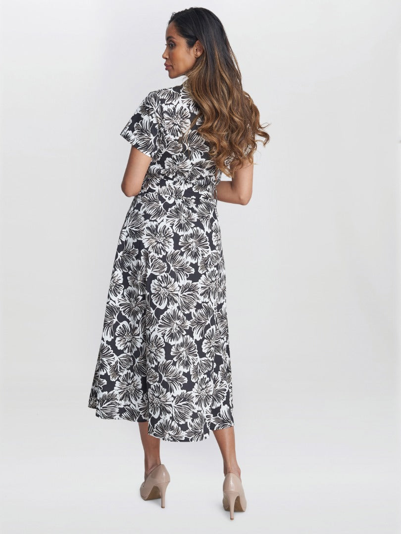  Ivonne Short Sleeve Shirt Dress